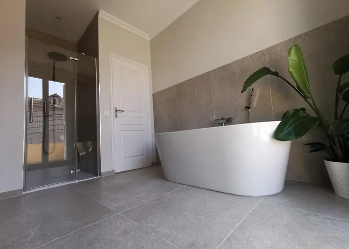 Privee Luxueuse Monte 0ropa Nocleg ze śniadaniem 3*