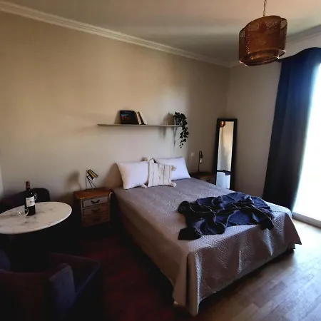 Privee Luxueuse Monte 0ropa Panzió 3*